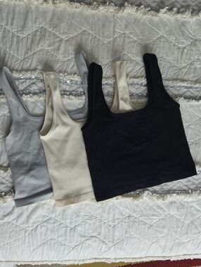 Ribbed Scoop Neck Tank Top - Black, Cream, Light Gray